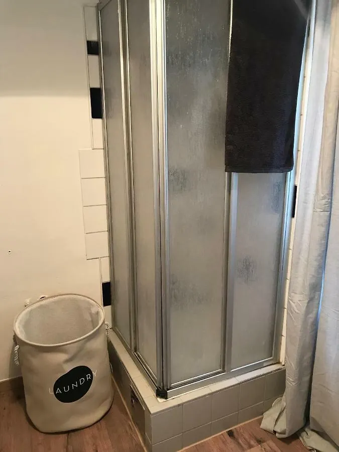 Appartement Wiener Lebensgefuehl Im Herzen Der Josefstadt Autriche
